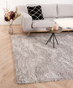 Tapis poils longs Posh - gris clair - sfeer