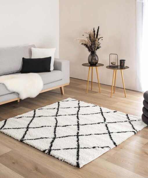 Tapis poils longs Carré losange Artisan - blanc/noir - sfeer