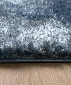 Tapis de couloir poils longs - Posh bleu - close up zijkant